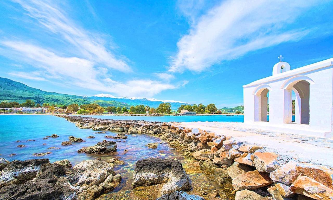 Villa Orientem Heated Pool